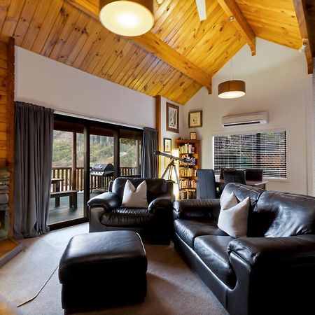 Kereru Cottage, Romantic & Beautiful Log Cabin - Queenstown Exterior photo